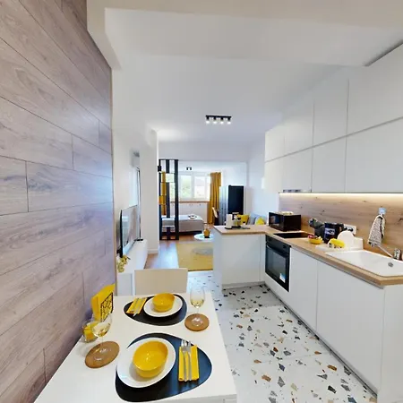 Modern 4 Min Walk From Alexander Nevski Apartment *