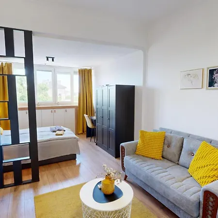 Modern 4 Min Walk From Alexander Nevski София